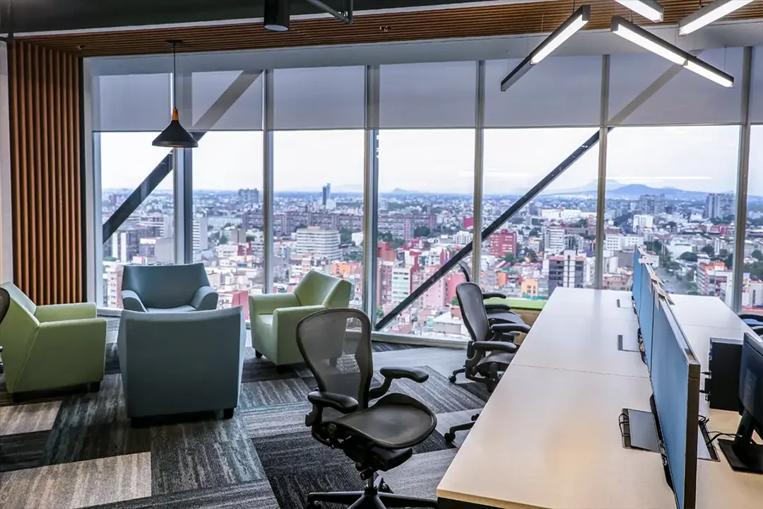 Proyecto de diseño de interiores en México y ejecución de oficinas para La Madrileña por VIDCON