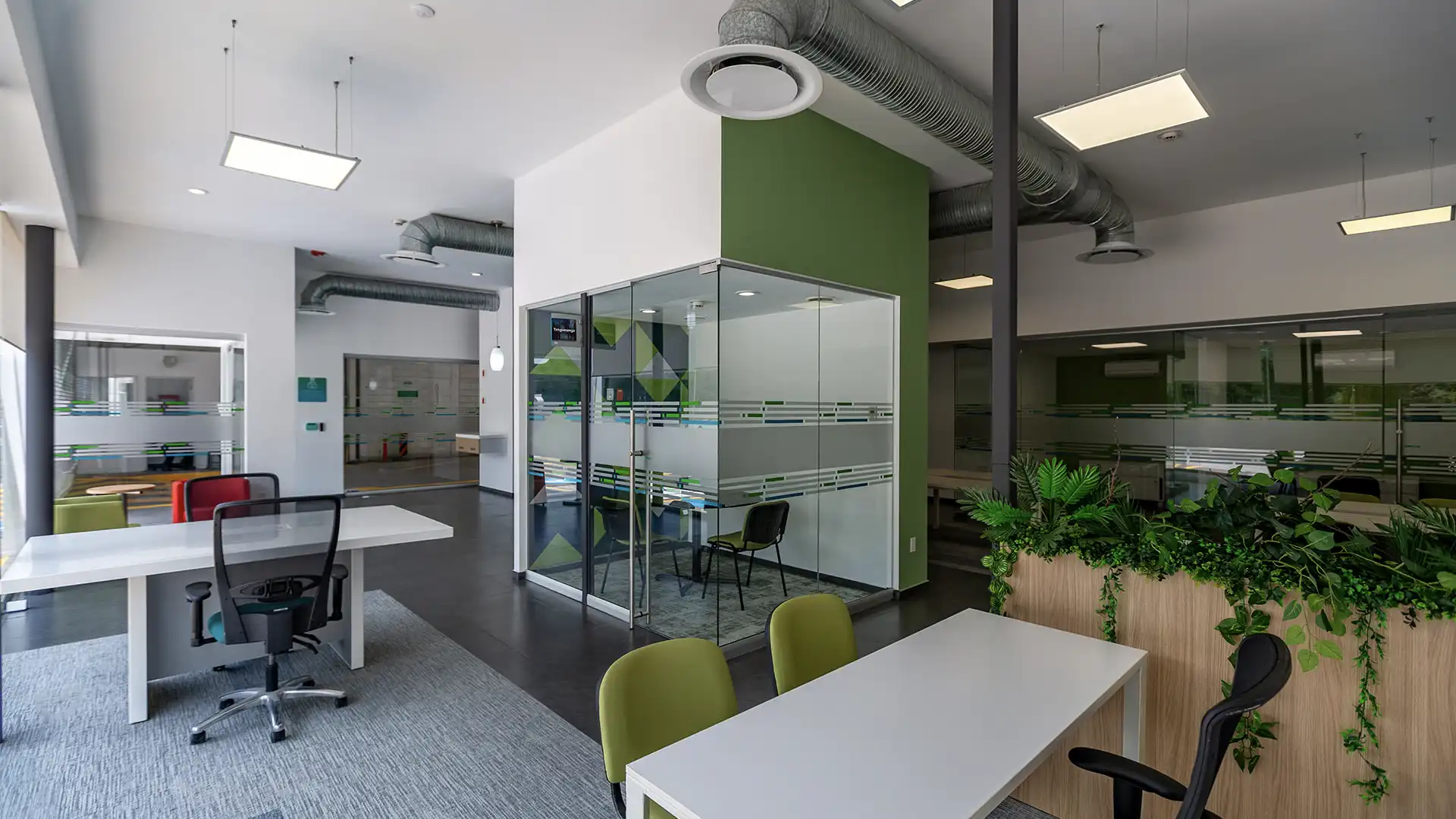 Oficinas corporativas HDI Seguros San Luis Potosí — Diseño de interiores por VIDCON
